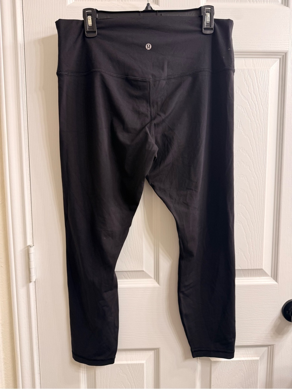 Lululemon Black Active Leggings- new without tags - Picture 2 of 2